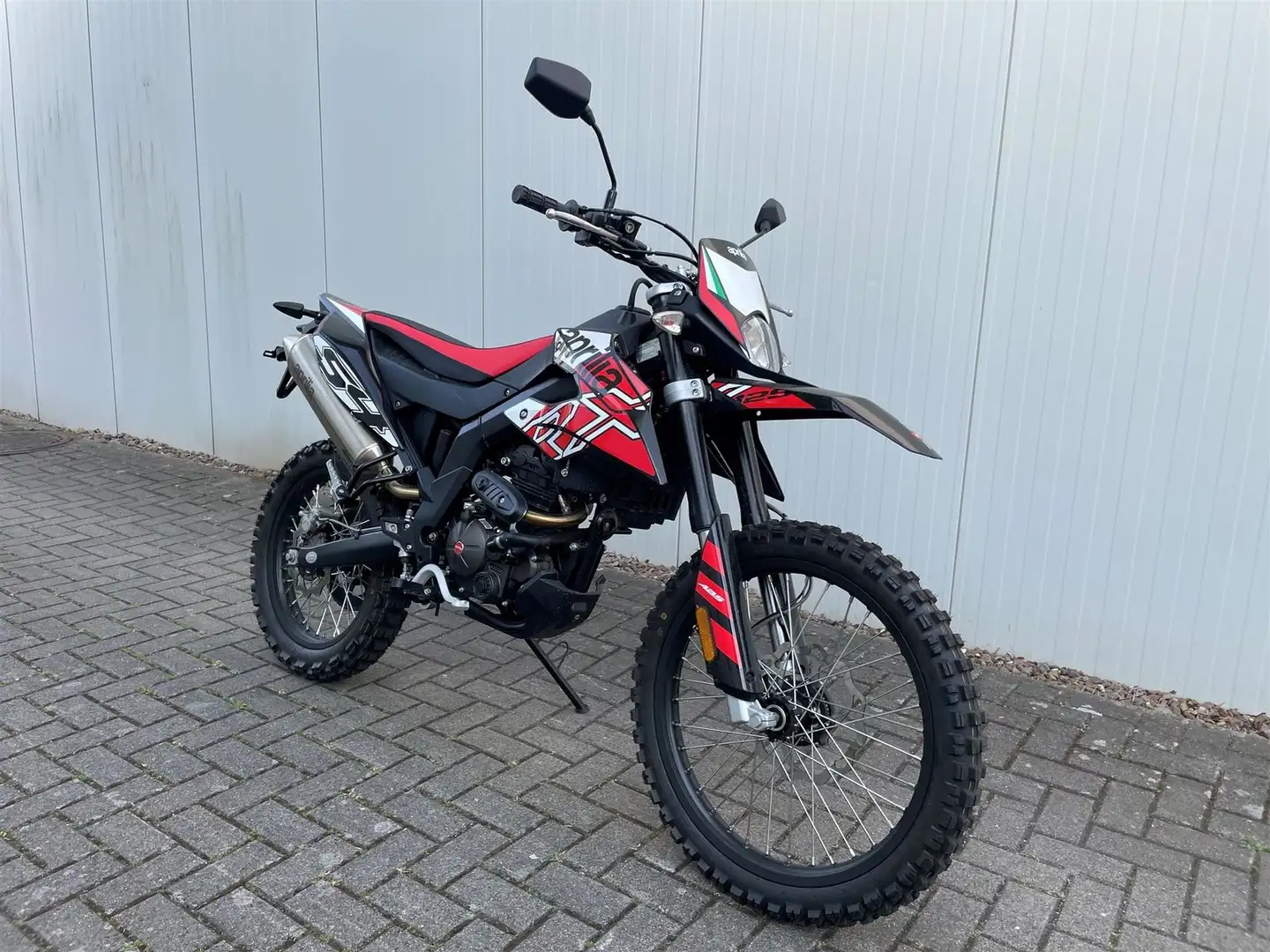 Aprilia RX 125 Schwarz - 1