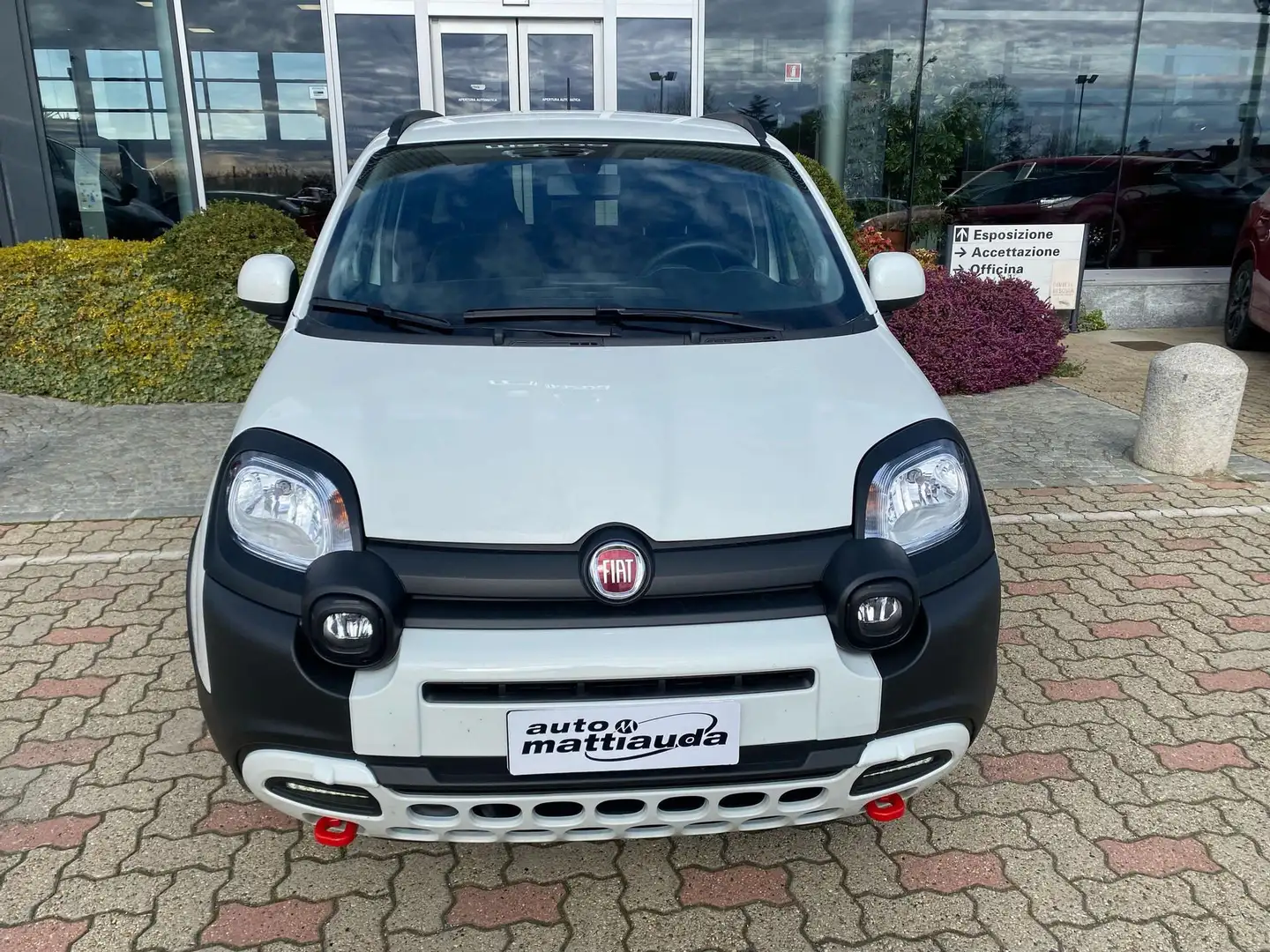 Fiat Panda Panda 1.0 firefly hybrid Cross s&s 70cv 5p.ti Wit - 1