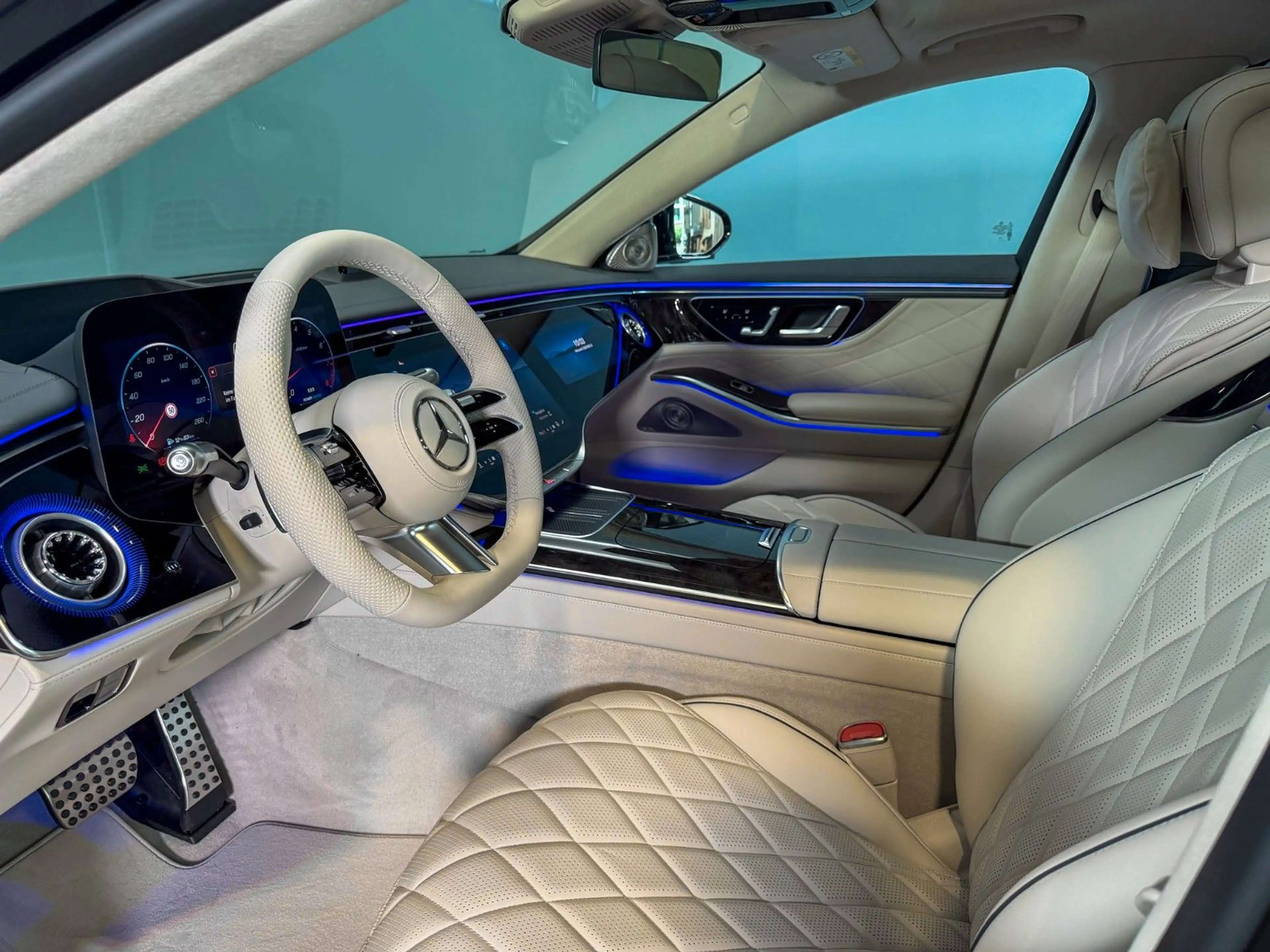 Mercedes-Benz S 580 LONGVERSION*FACELIFT*AMG*MASSAGE*FONDE. — photo 11
