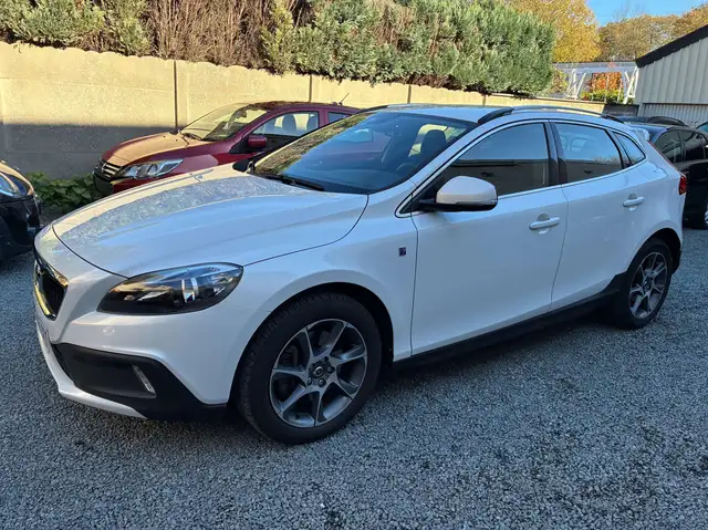 Volvo V40 Cross Country V40 Cross Country 2.0 T3 Ocean Race 79958 km