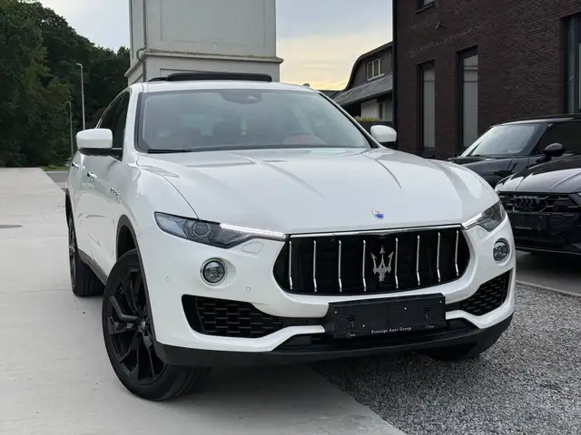 Maserati Levante 3.0 V6 Turbo *Pano*Cruise*Leder*Carplay*CAM