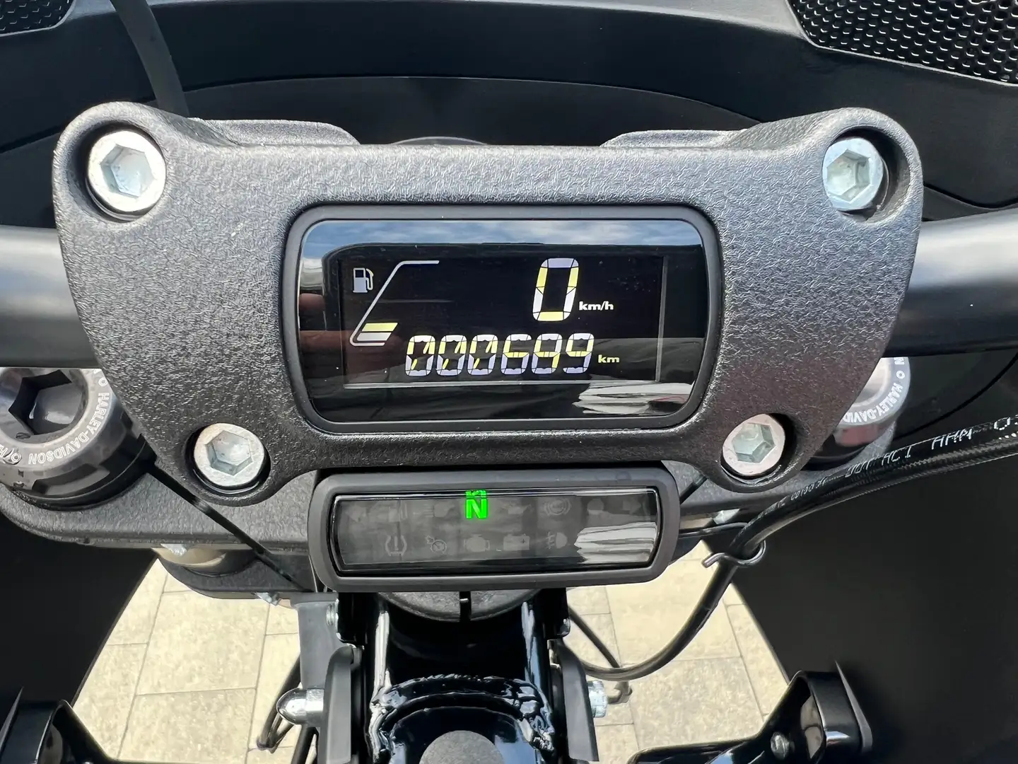 Harley-Davidson Lowrider ST - FXLRST  117 -  689 km !!!! Сірий - 2