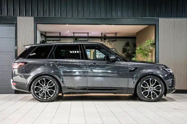 Land Rover Range Rover Sport view 14