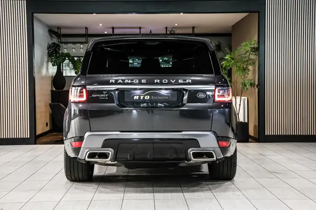 Land Rover Range Rover Sport view 12