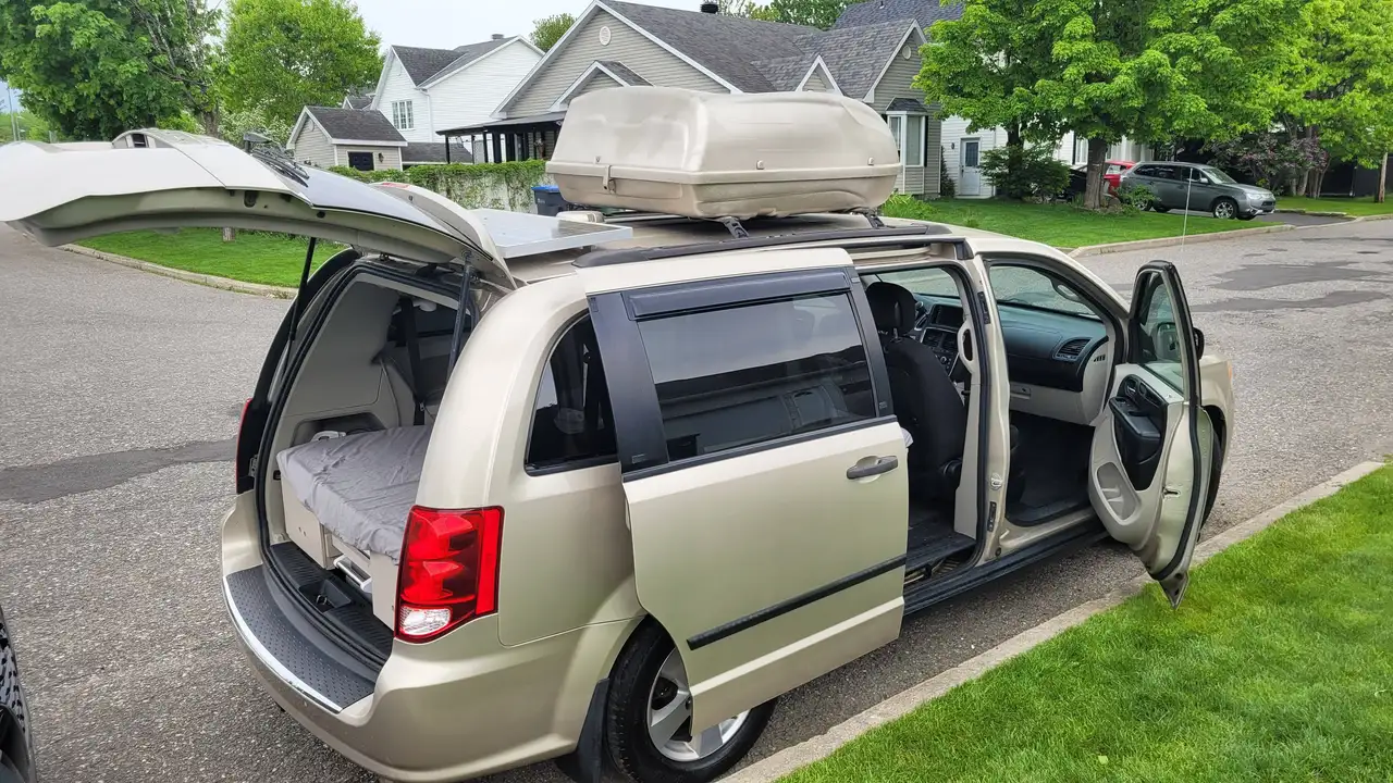 Dodge Grand Caravan снимка Dodge Grand Caravan