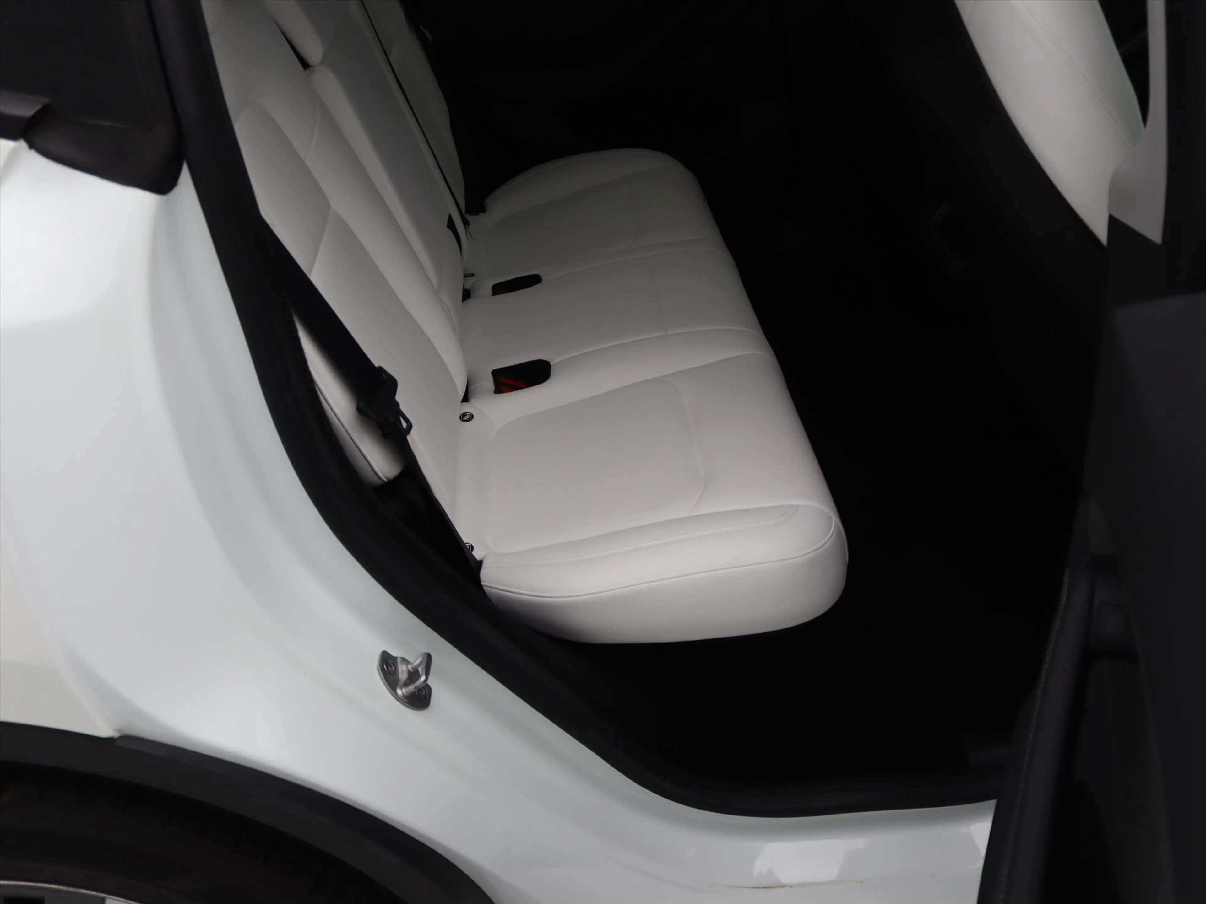 Tesla Model Y Long Range AWD 75kWh 351pk 94.5% SoH [ WIT LEDER+A — photo 16