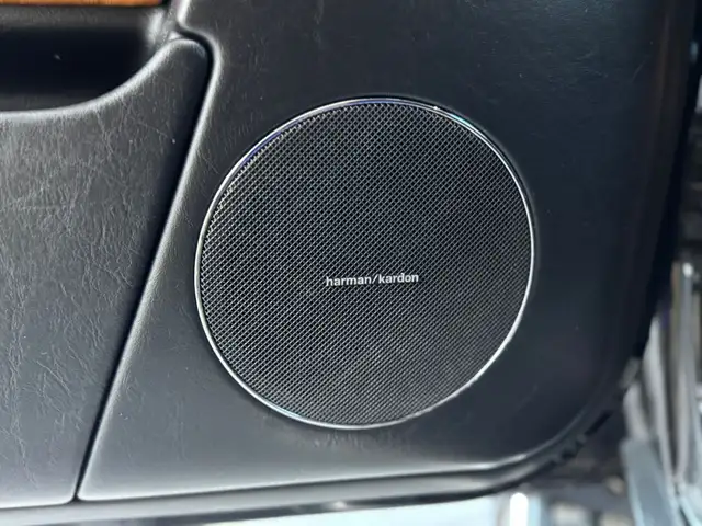 Mercedes-Benz G 500 view 14