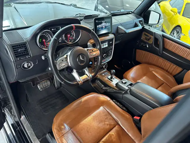 Mercedes-Benz G 500 view 15