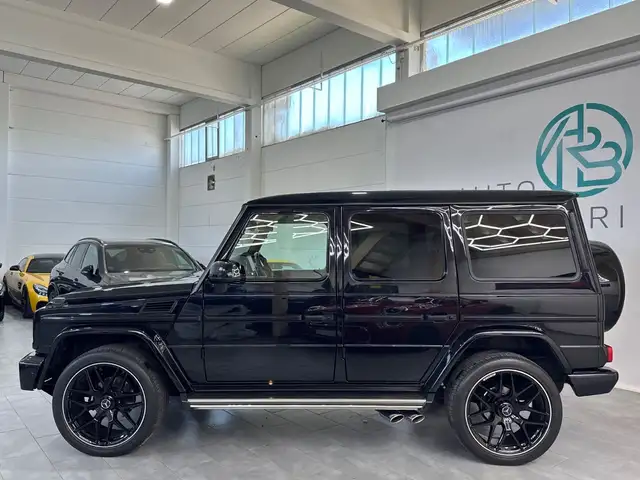 Mercedes-Benz G 500 view 5