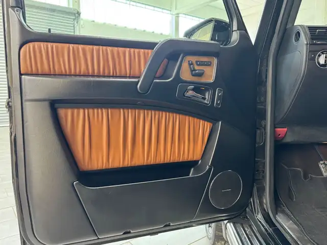 Mercedes-Benz G 500 view 12