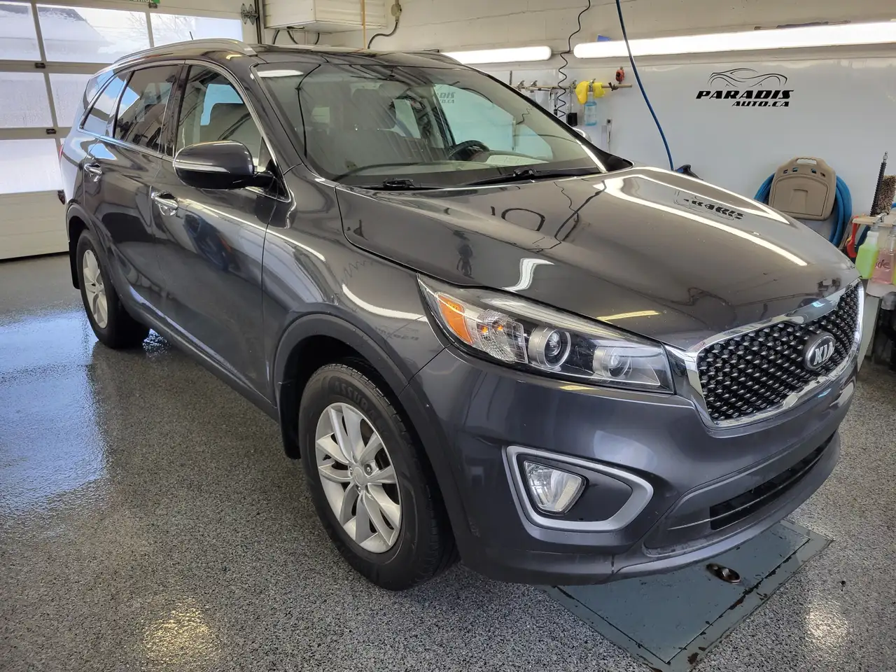 Kia Sorento снимка Kia Sorento