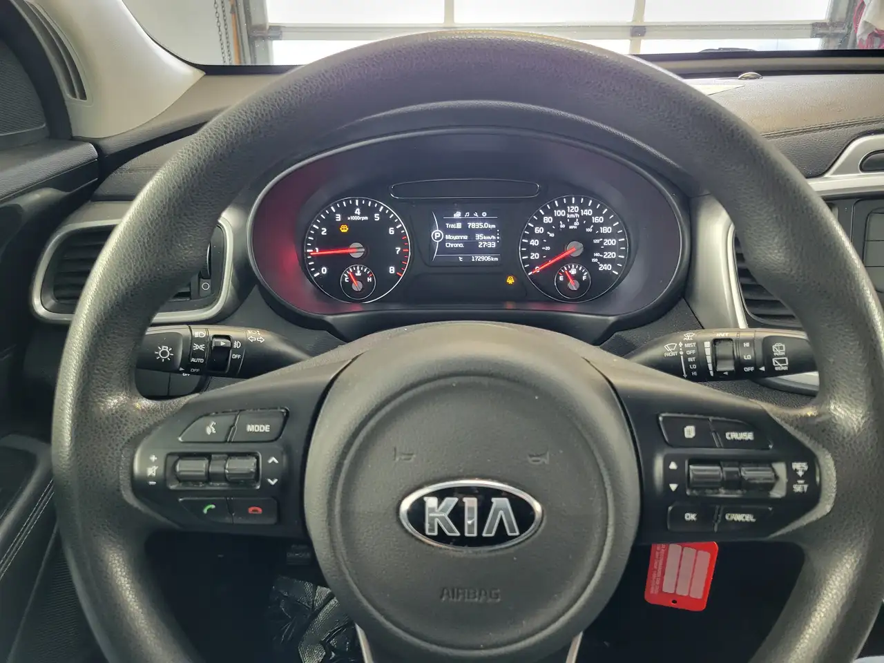 Kia Sorento снимка Kia Sorento