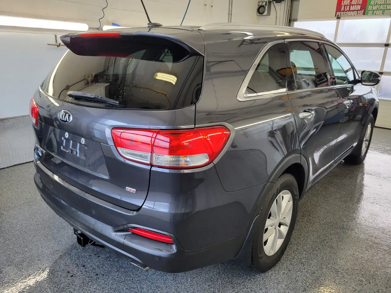 Kia Sorento снимка Kia Sorento