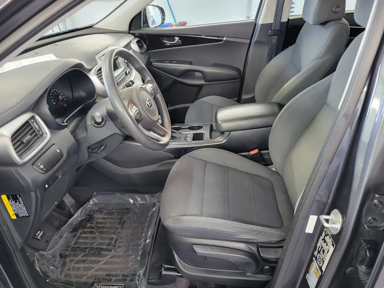 Kia Sorento снимка Kia Sorento