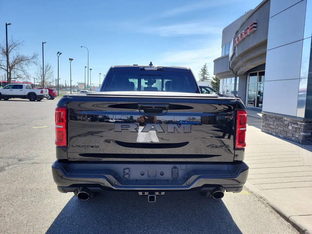 RAM 1500 снимка RAM 1500