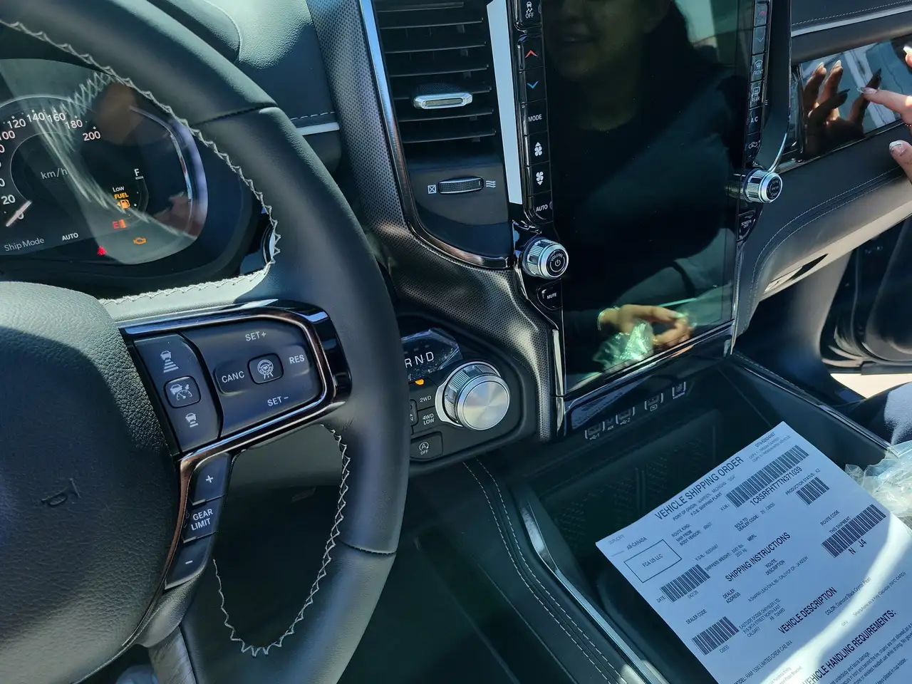 RAM 1500 снимка RAM 1500