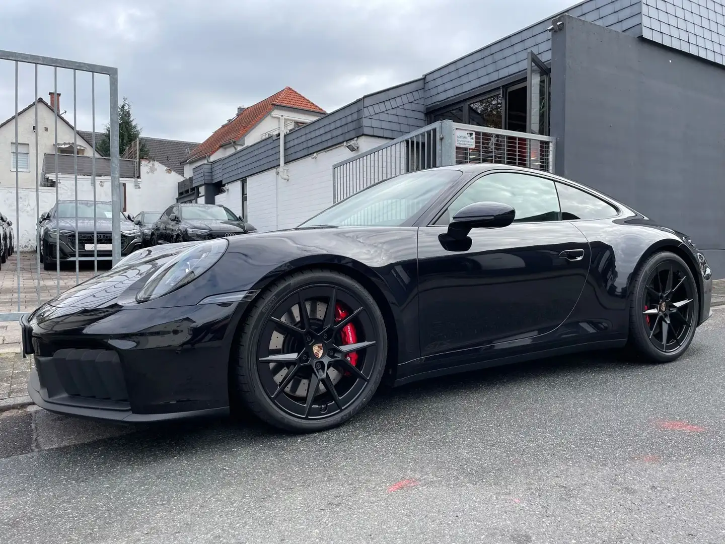 Porsche 992 911 Carrera 4 GTS Coupé T-Hybrid |Bose|Lift| Noir - 1