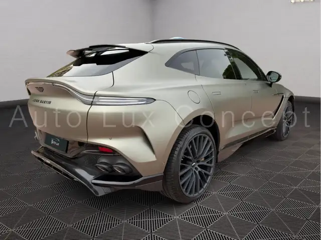 Aston Martin DBX view 3