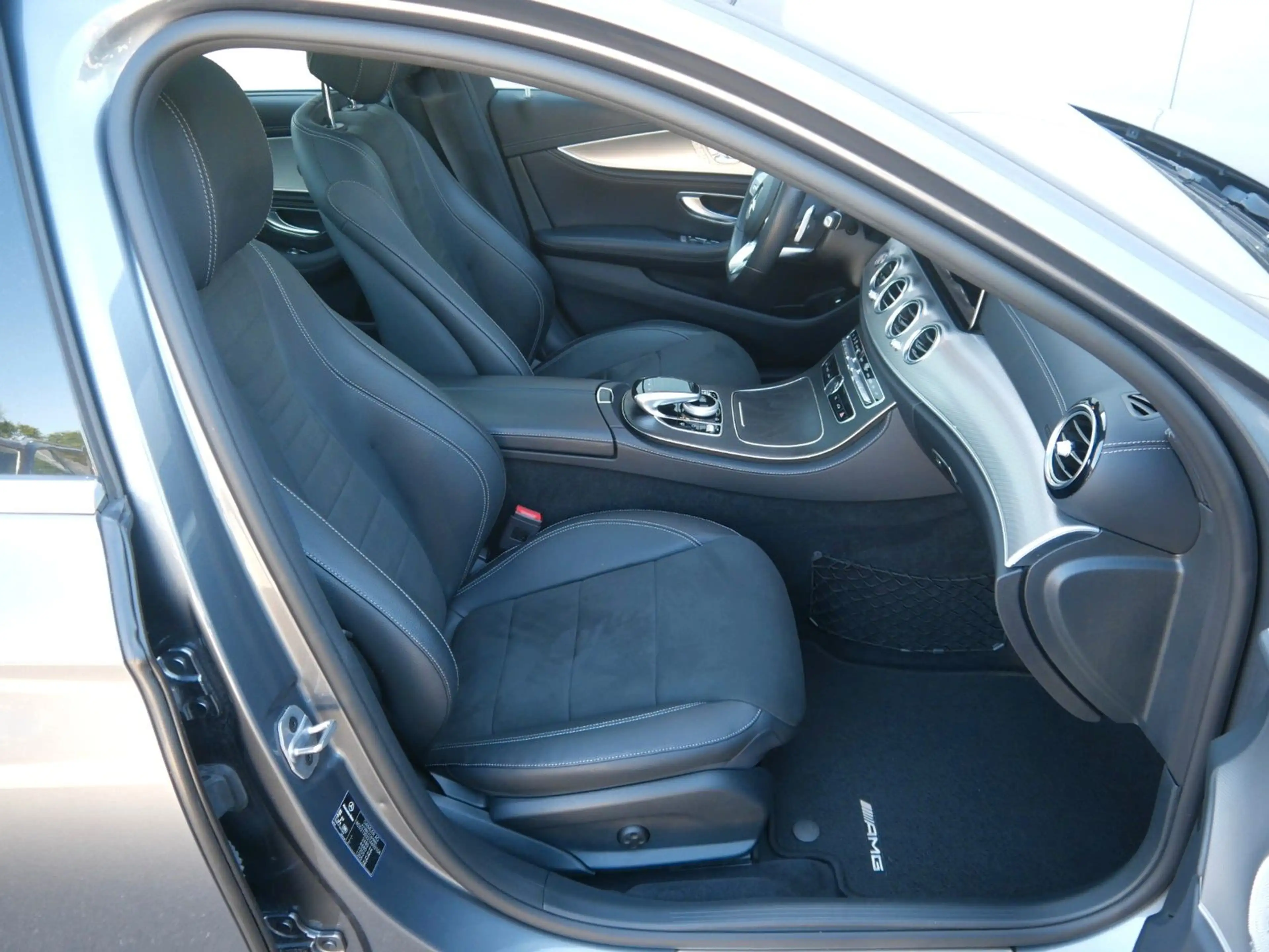 Mercedes-Benz E 350 d AMG/Comand/Sound/Pano/Widescreen — photo 15
