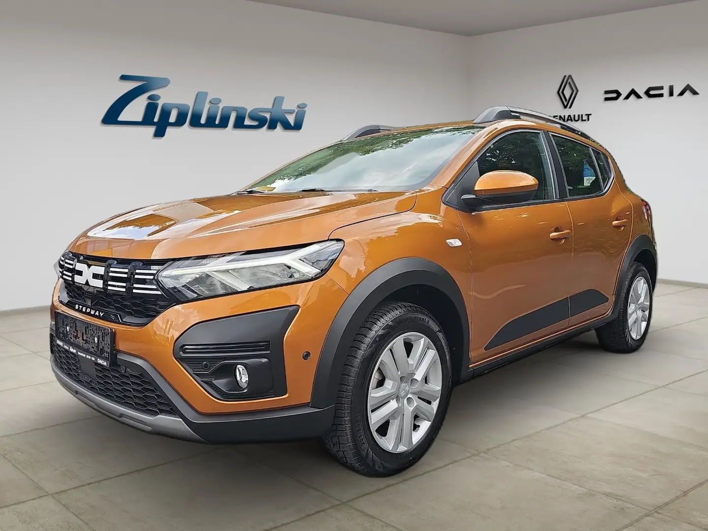 Dacia Sandero Stepway Expression Kamera, Navi, Orange - 1