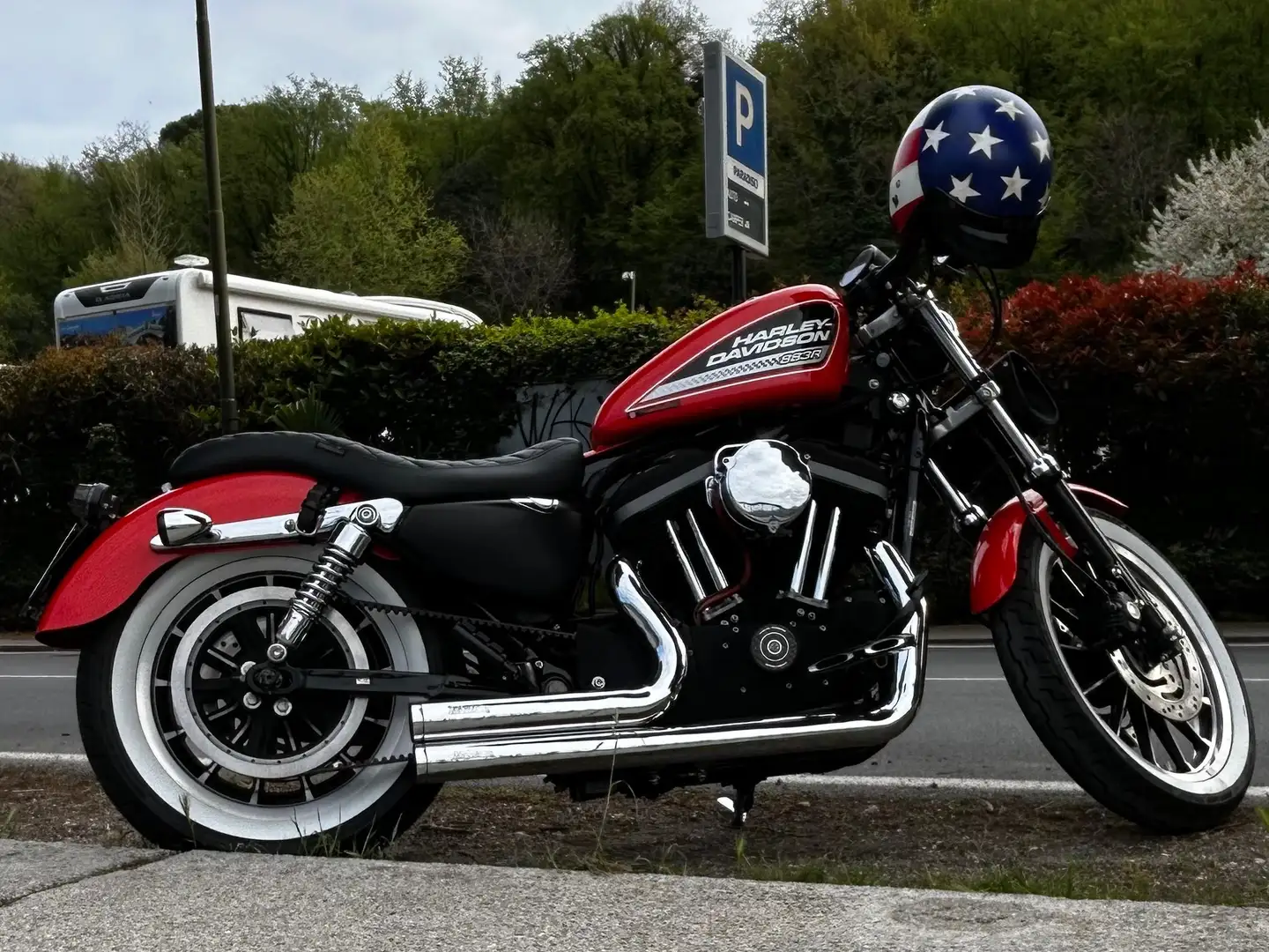 Harley-Davidson Sportster XL 883 R Portocaliu - 1