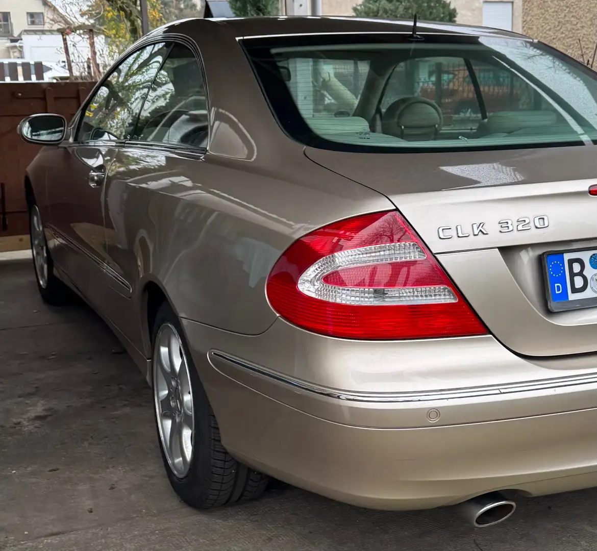 Mercedes-Benz CLK 320 Coupe Elegance Bronze - 2