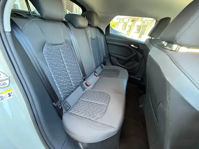 Audi A1 view 13