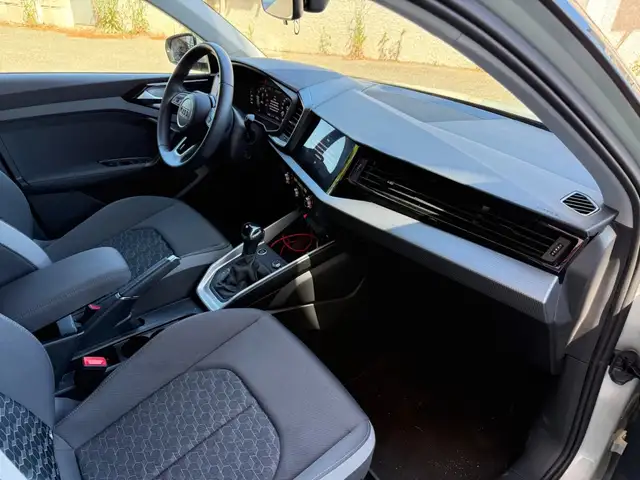 Audi A1 view 11