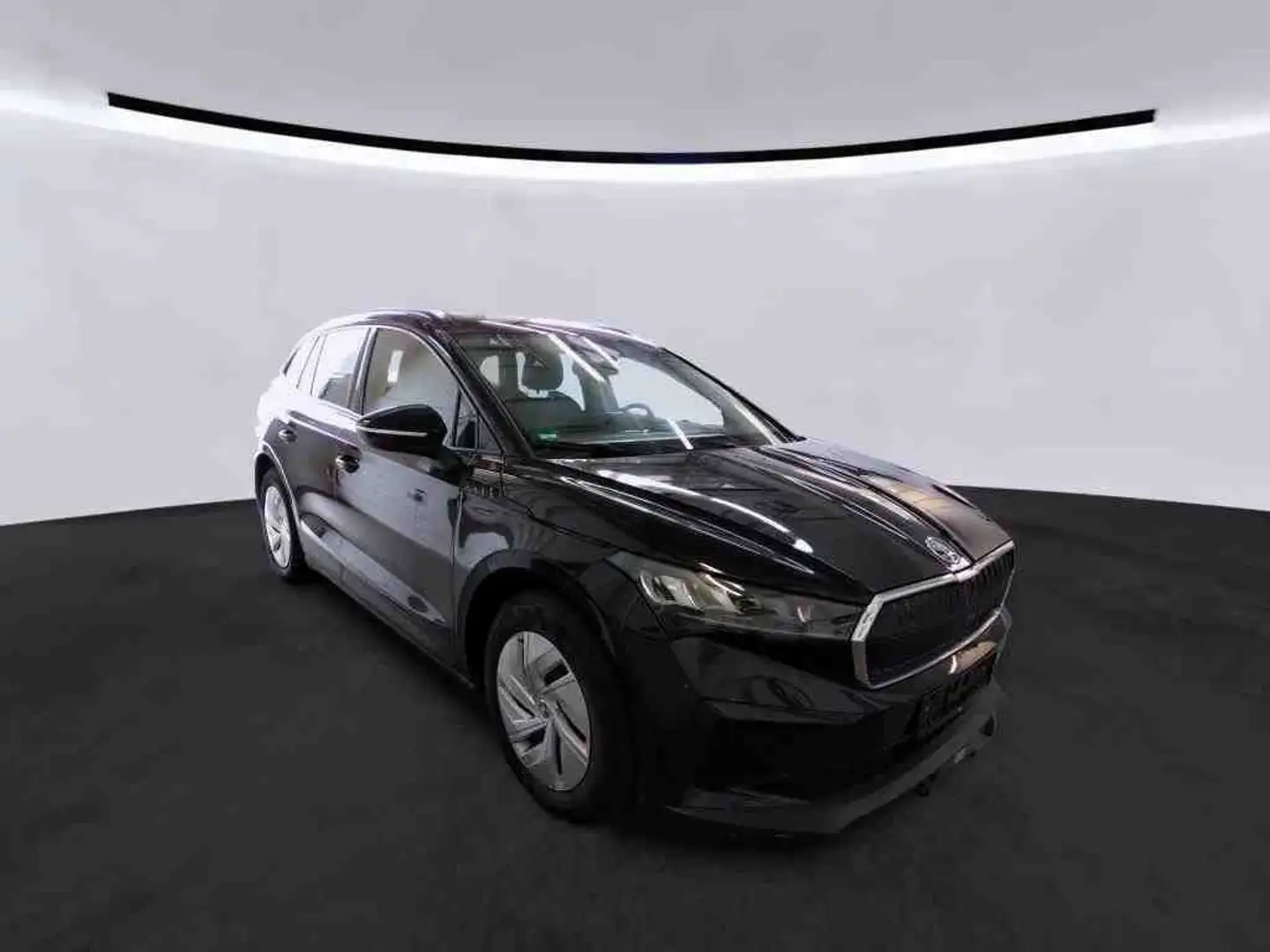 Skoda Enyaq iV 50 Loft Navi Pano Sitzhzg Schwarz - 2