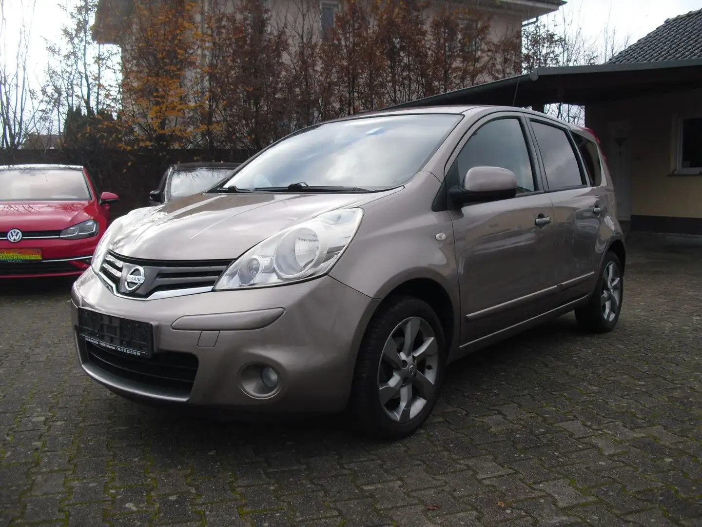 Nissan Note acenta 1.4*Navi*Klimaautomatik Braun - 1