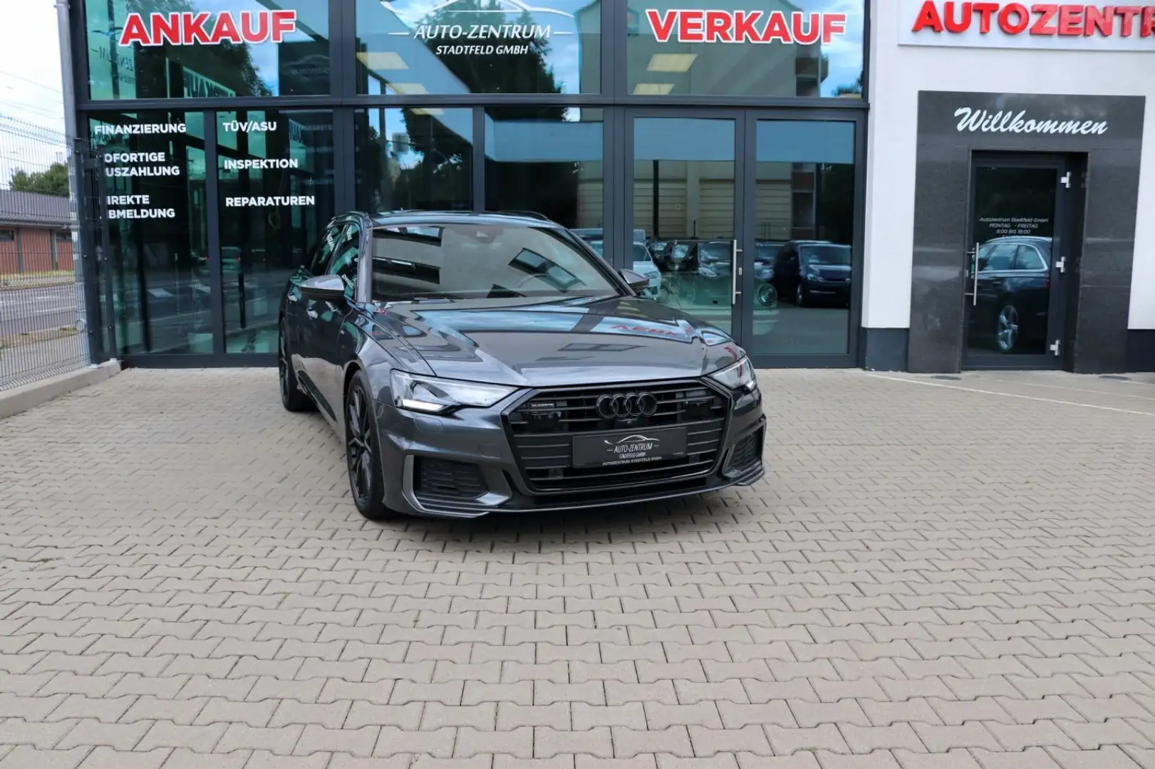 Audi A6 Avant 45 TDI quattro S-Line Standhzg. 360° Grau - 1