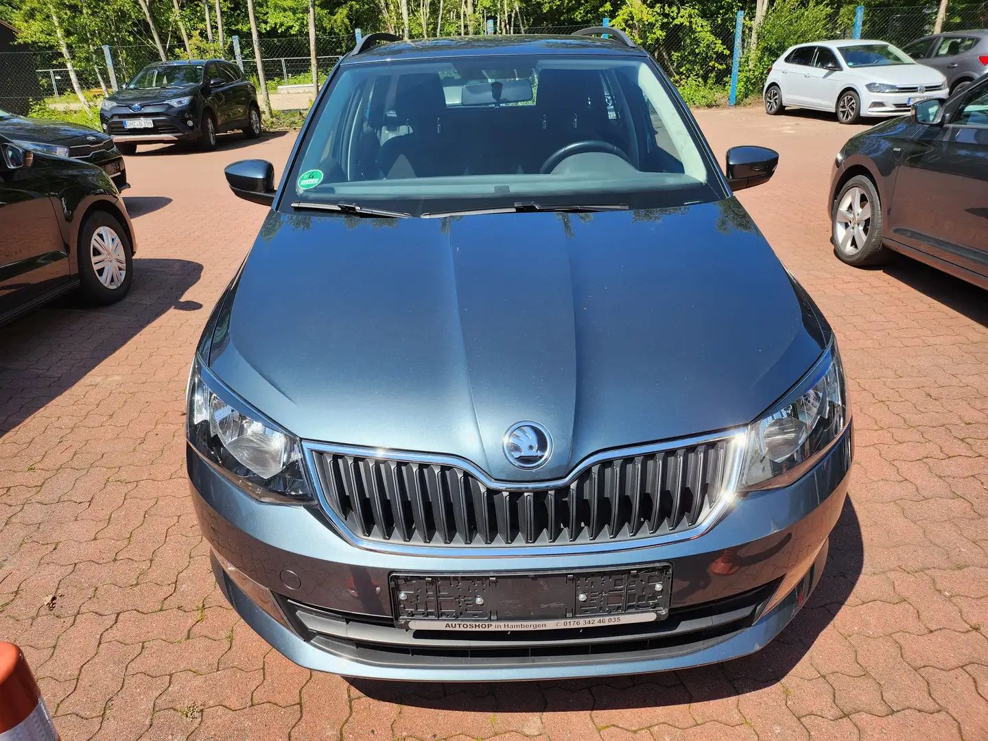Skoda Fabia Kombi 1.0 TSI - Klima/ALU/Sitzheizung Gris - 2