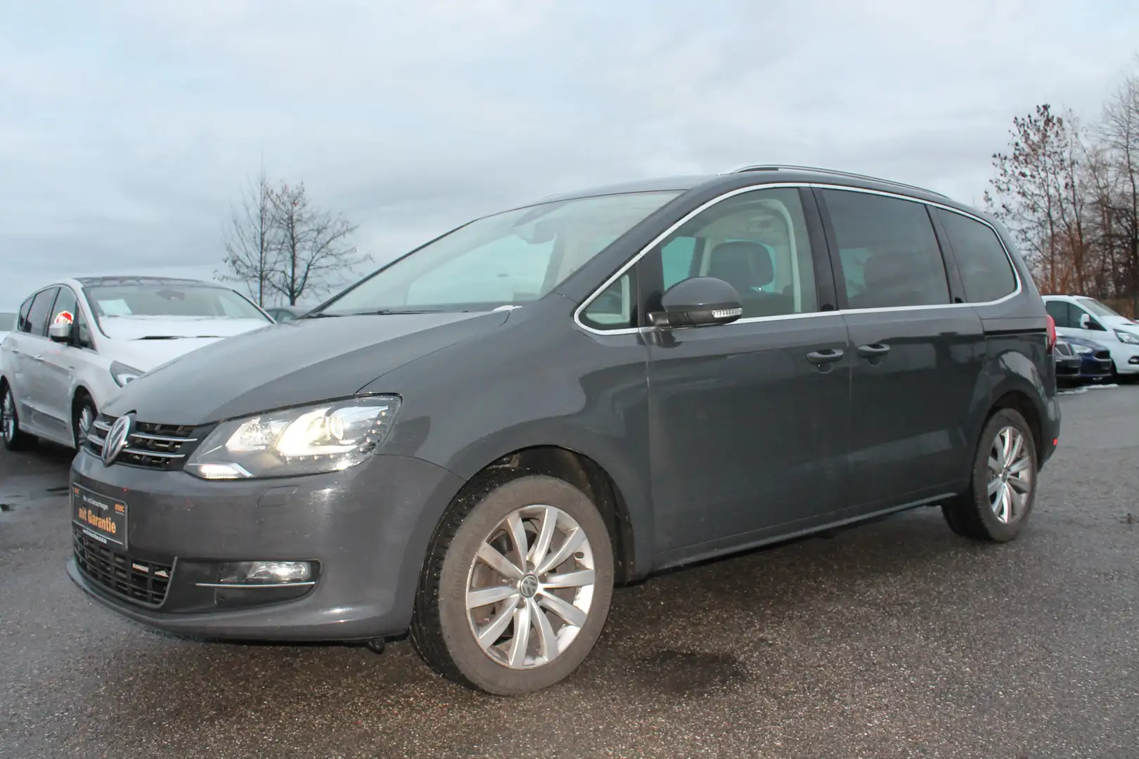 Volkswagen Sharan 2,0 TDI DSG 4Motion LEDER NAVI XENON Gris - 1