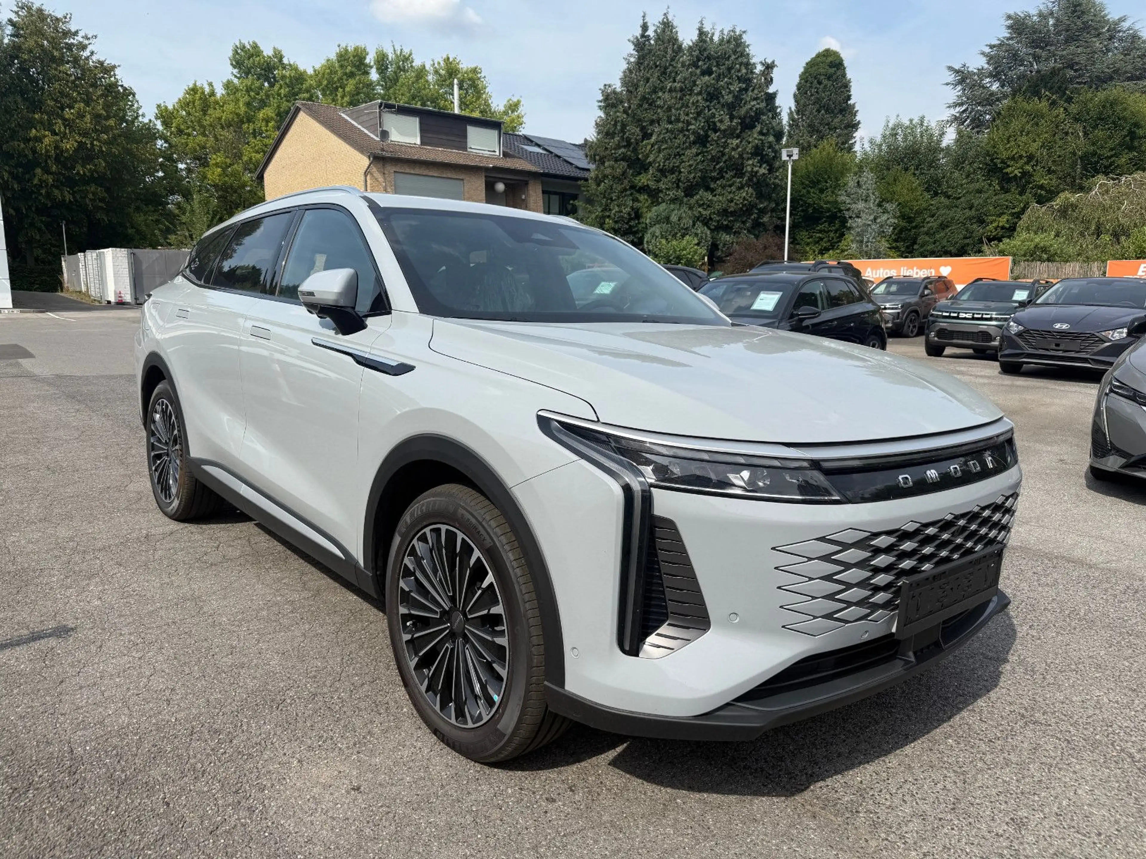 Omoda 9 1.5 TGDI PHEV Premium Pano Leder HUD VORLAUF — photo 3