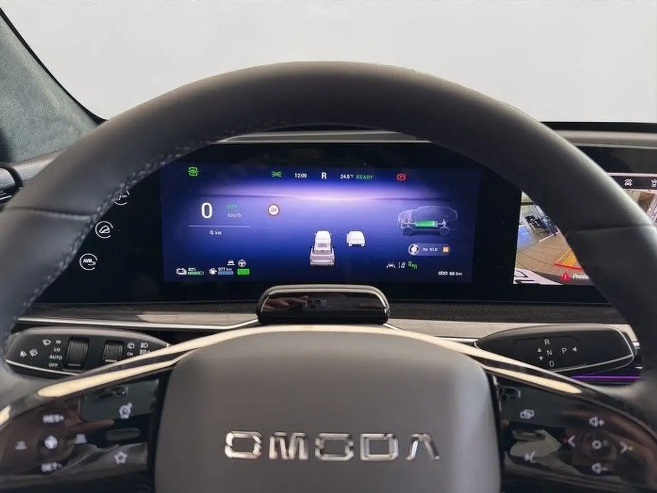 Omoda 9 1.5 TGDI PHEV Premium Pano Leder HUD VORLAUF 8