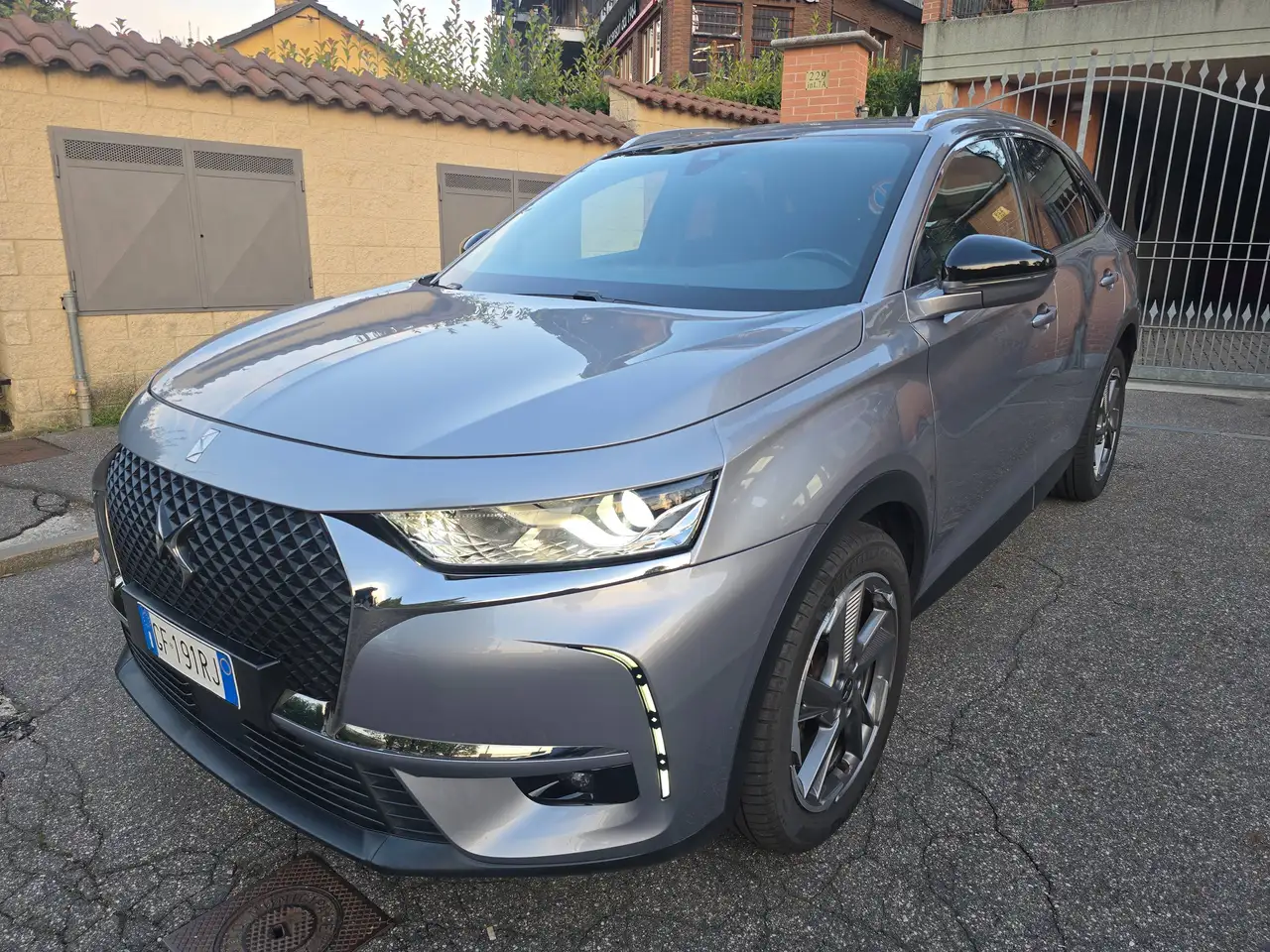 DS Automobiles DS 7 Crossback