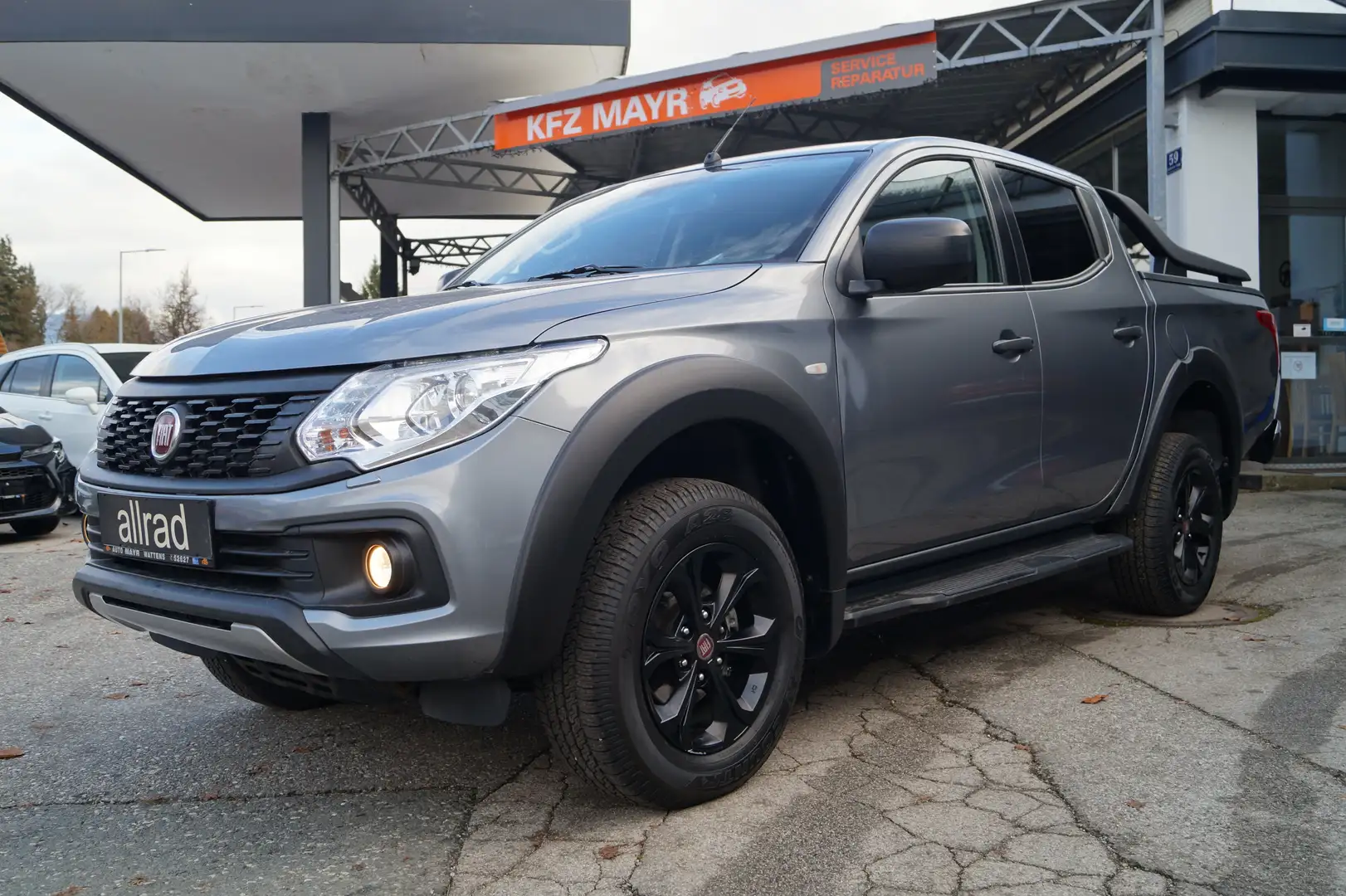 Fiat Fullback 2,4 JTD DK Cross Aut. Grau - 1