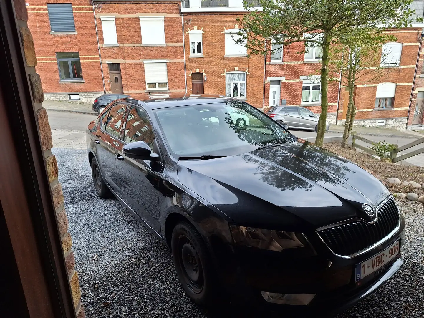 Skoda Octavia 1.6 CR TDi Active DSG - 1