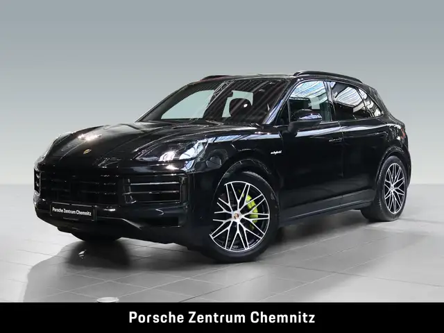 2025 Porsche Cayenne in Black for sale