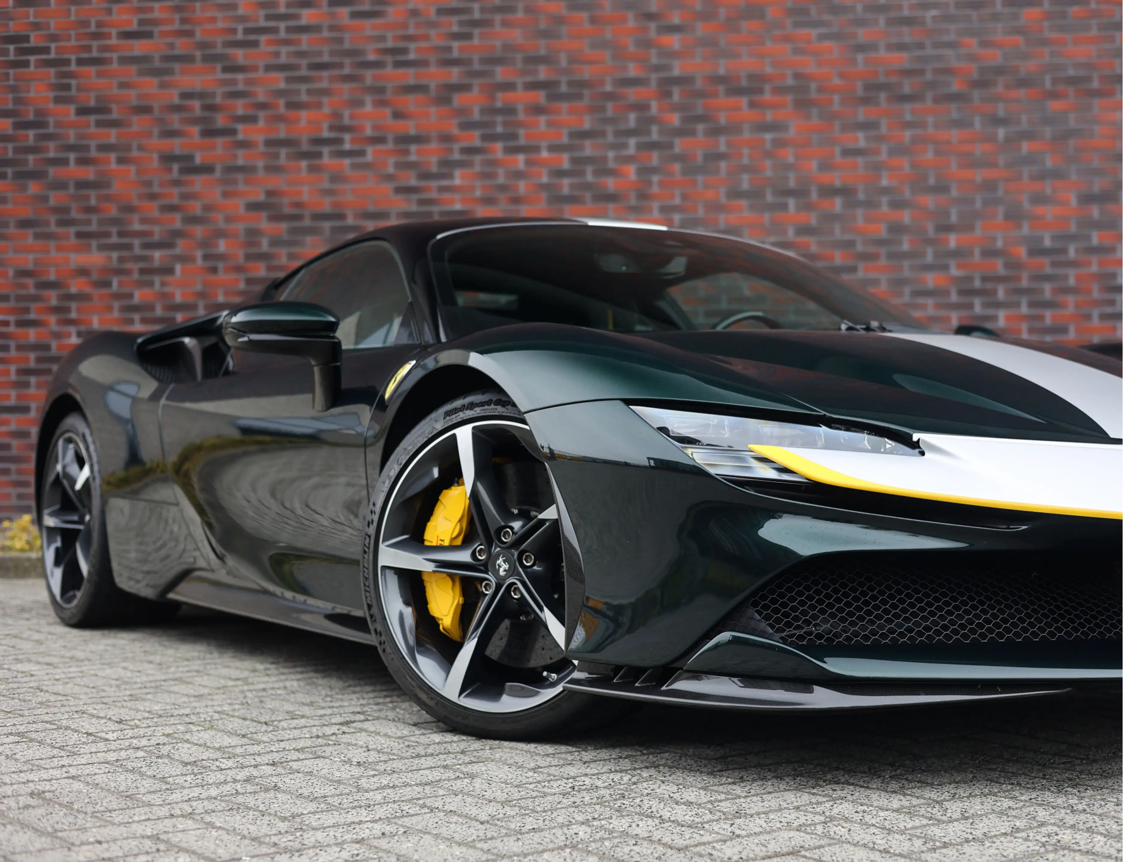 Ferrari SF90 Stradale 4.0 V8 | Atelier - Verde Zeltweg - Extended Fioran — photo 6