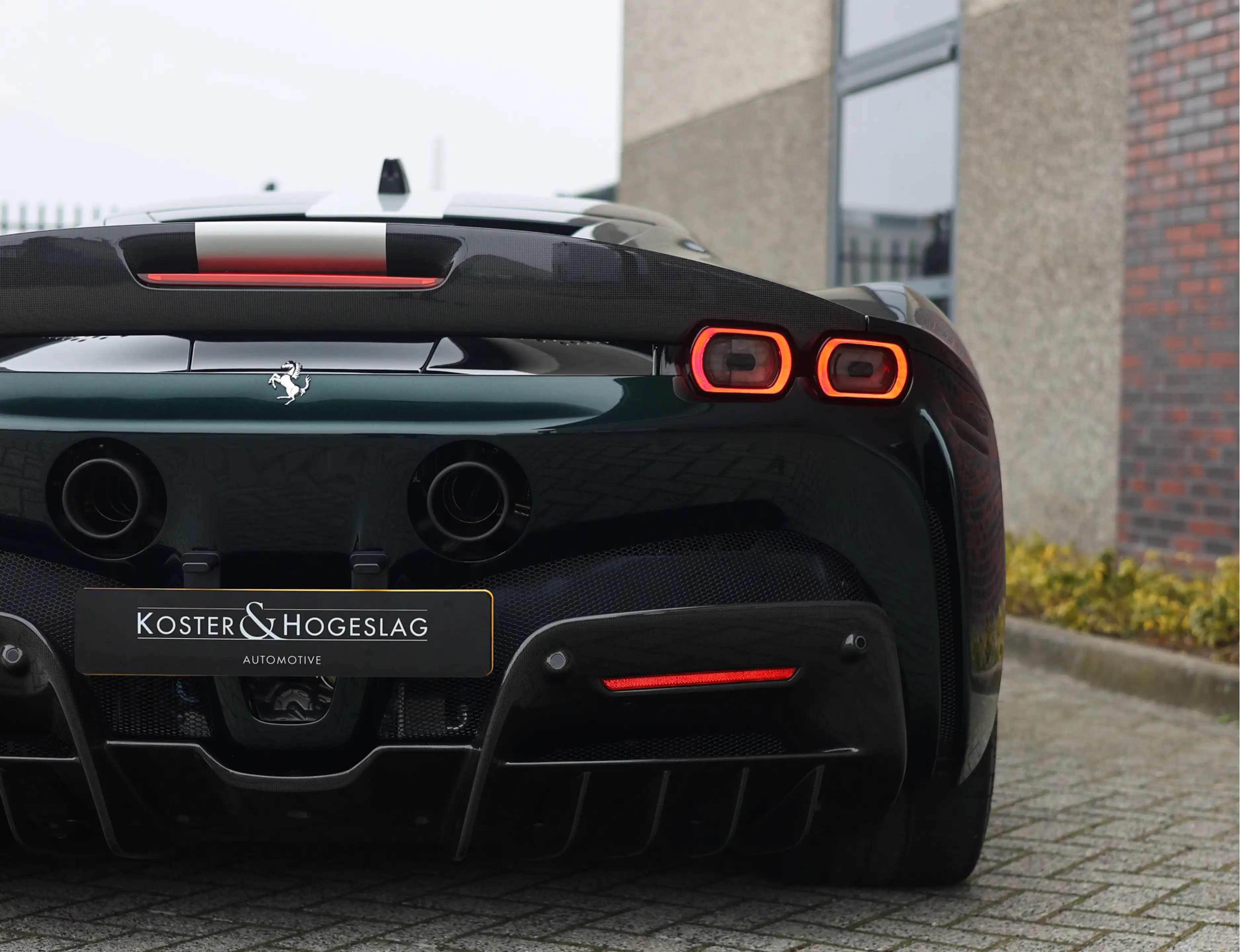 Ferrari SF90 Stradale 4.0 V8 | Atelier - Verde Zeltweg - Extended Fioran — photo 13