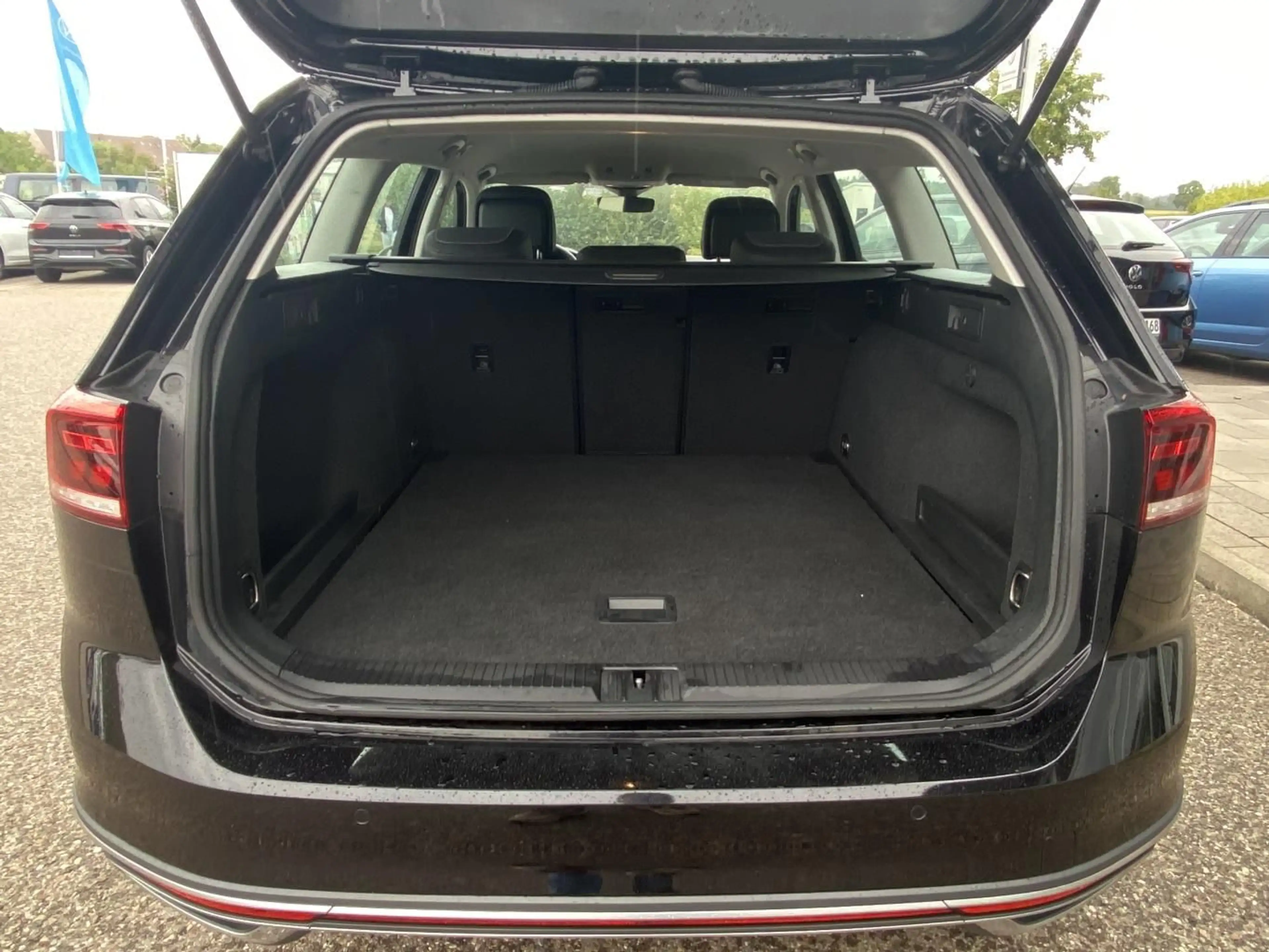 Volkswagen Passat Alltrack 2.0 TDI DSG 4-MOTION APP-CONNECT — photo 13