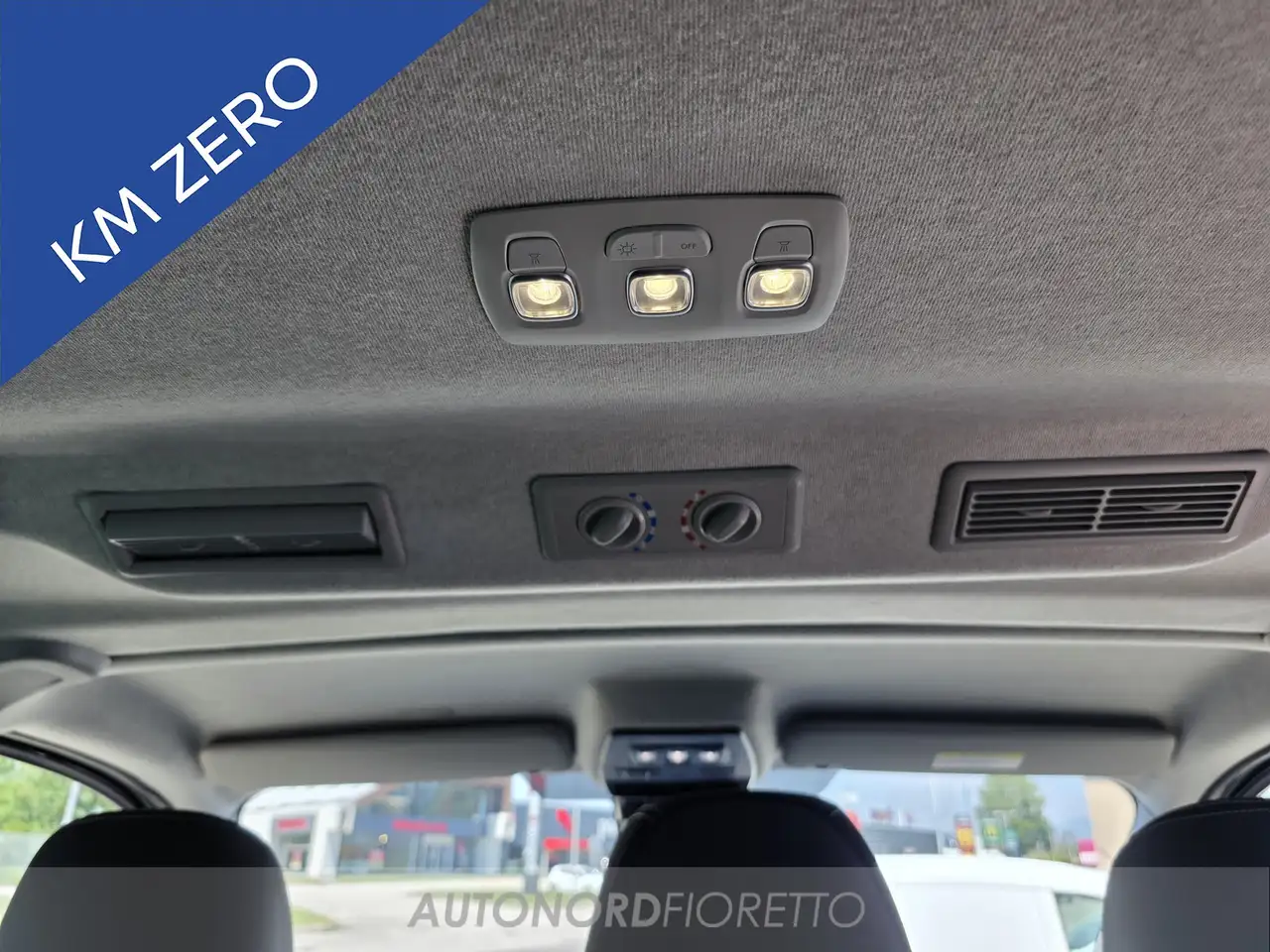 Renault Trafic 2026 — фото 15