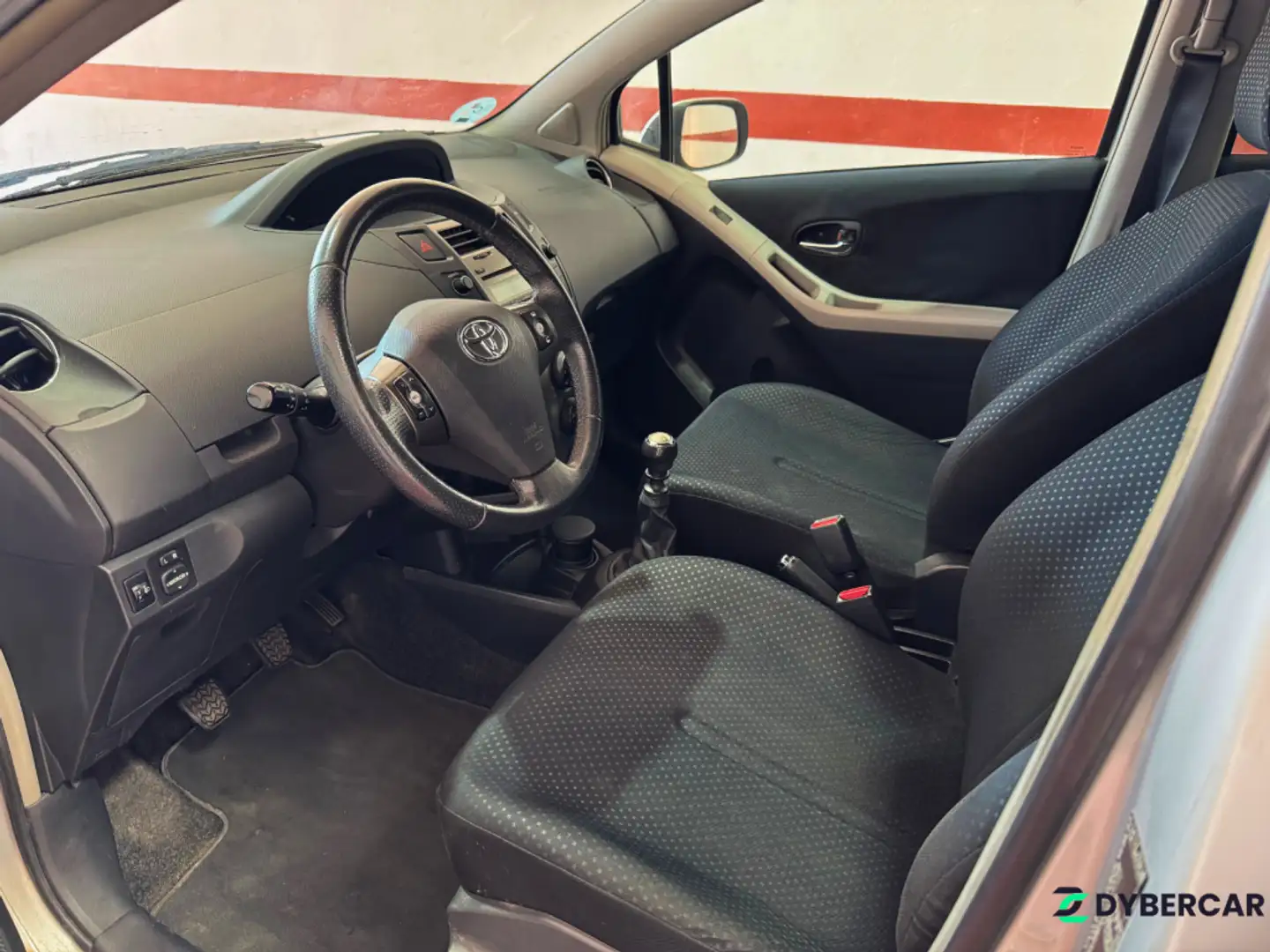 Toyota Yaris 1.3 VVT-i TS Gris - 2