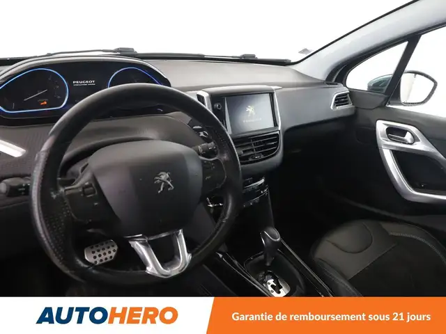 Peugeot 2008 view 11