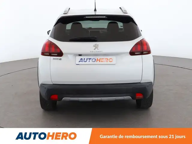 Peugeot 2008 view 5