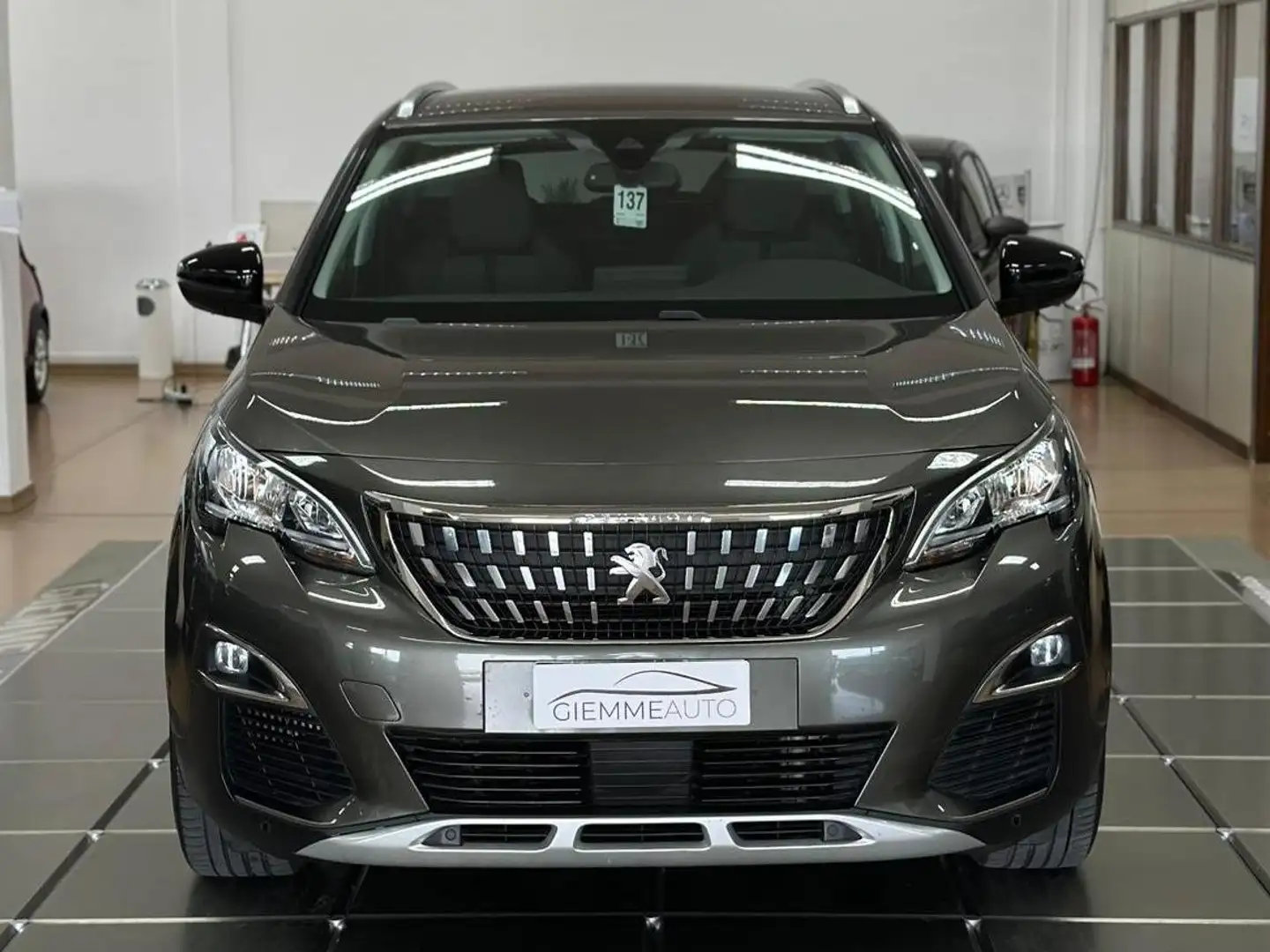 Peugeot 3008 3008 1.5 bluehdi Business Grün - 2