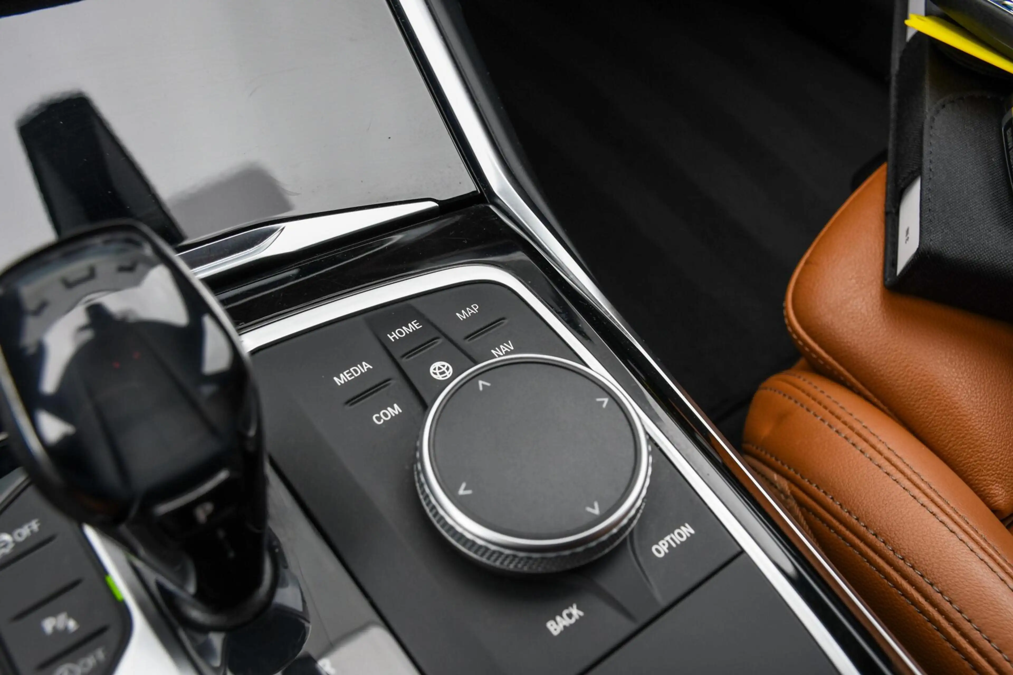 BMW 320 3-serie Touring 320i High Executive Leer LED NAP M — photo 19