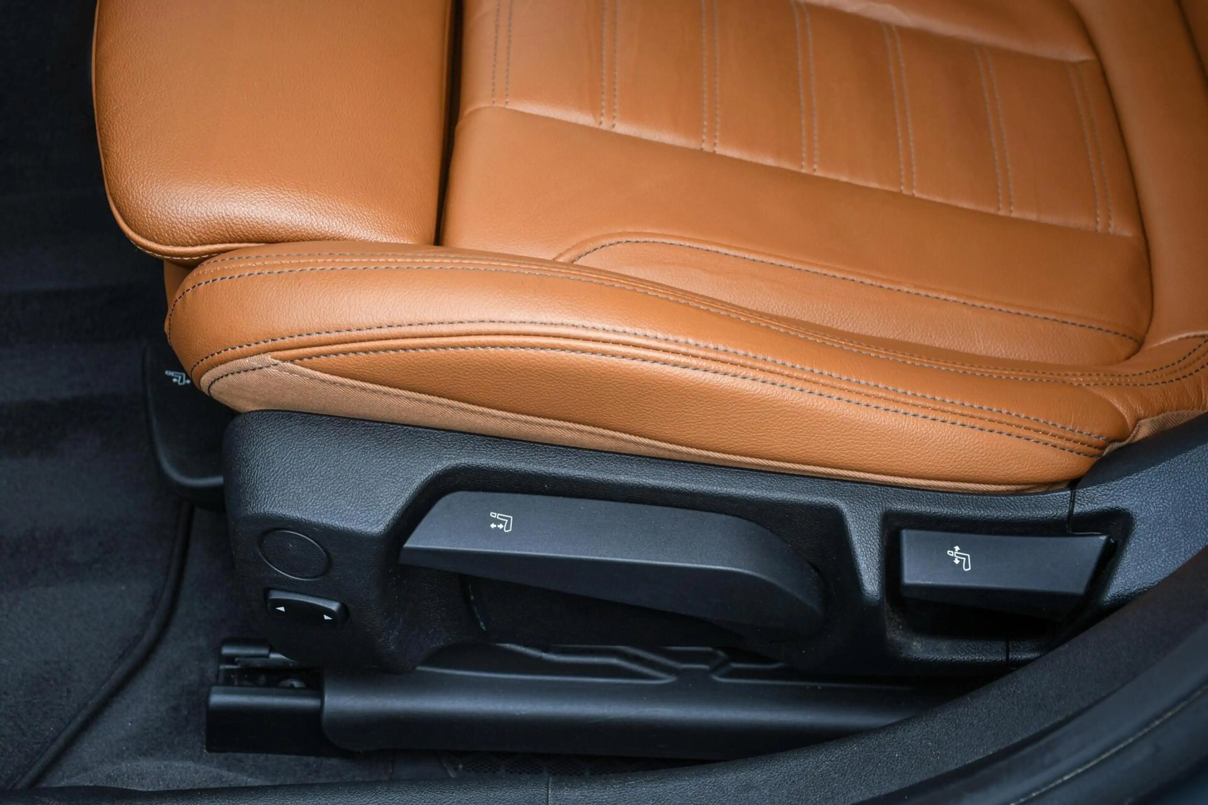 BMW 320 3-serie Touring 320i High Executive Leer LED NAP M — photo 12