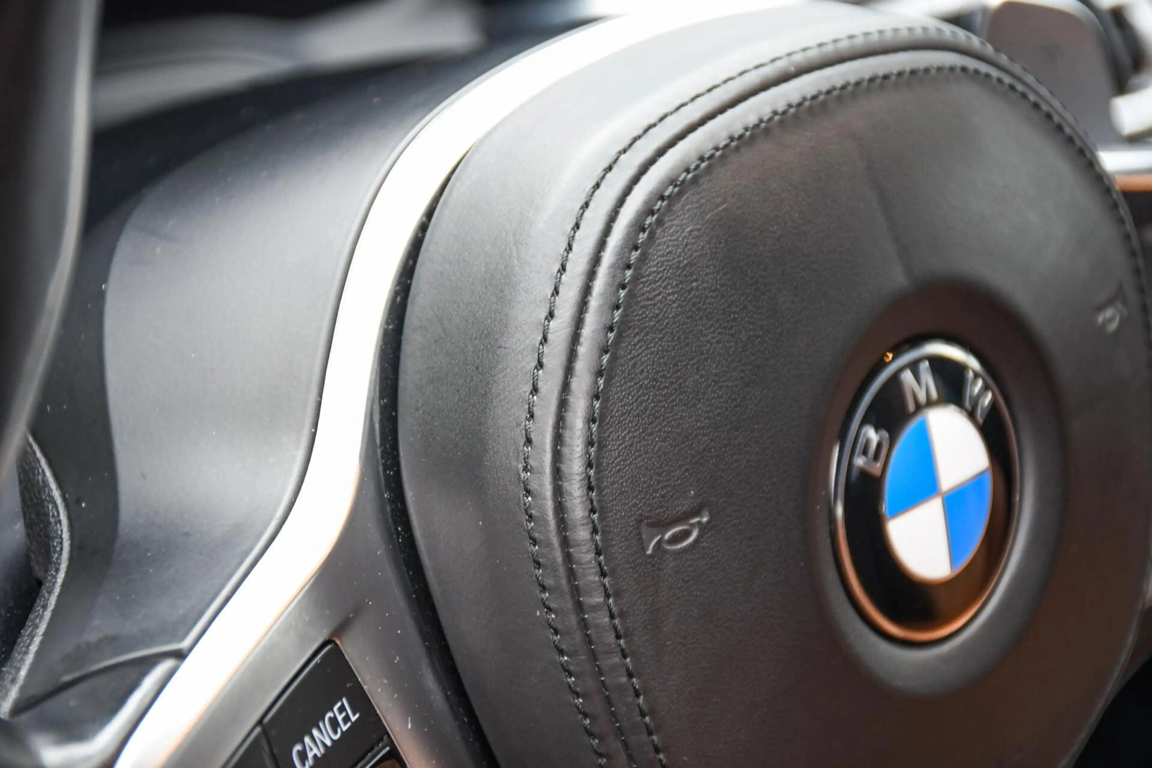 BMW 320 3-serie Touring 320i High Executive Leer LED NAP M — photo 26